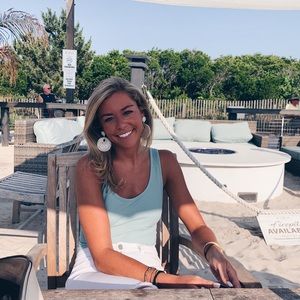 Meet your Posher, Raechel